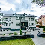 Skarbek Ilawa, I