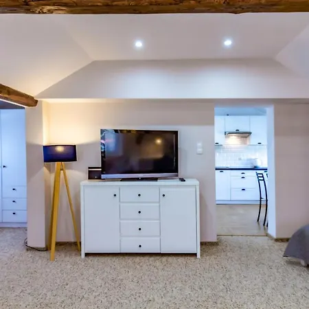 Skarbek Ilawa, Pokoje I Apartamenty * Ilawa