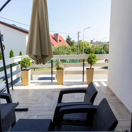 Skarbek Ilawa, Pokoje I Apartamenty Holiday park