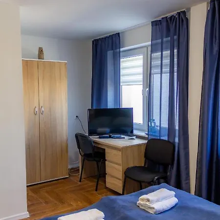 Skarbek Ilawa, Pokoje I Apartamenty