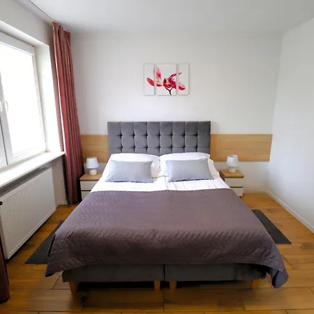 Holiday park Skarbek Ilawa, Pokoje I Apartamenty Ilawa