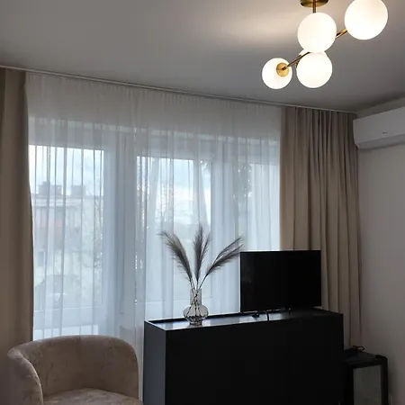 Skarbek Ilawa, Pokoje I Apartamenty * Ilawa