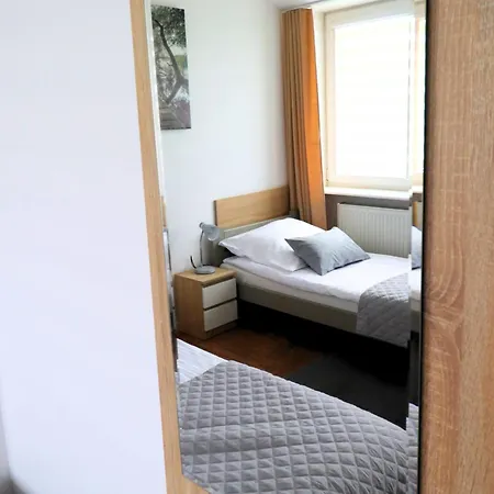 Holiday park Skarbek Ilawa, Pokoje I Apartamenty Ilawa