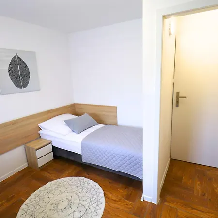 Skarbek Ilawa, Pokoje I Apartamenty