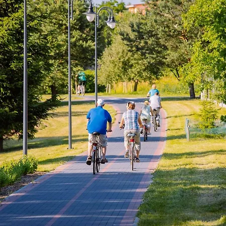 Skarbek Ilawa, Pokoje I Apartamenty Holiday park *