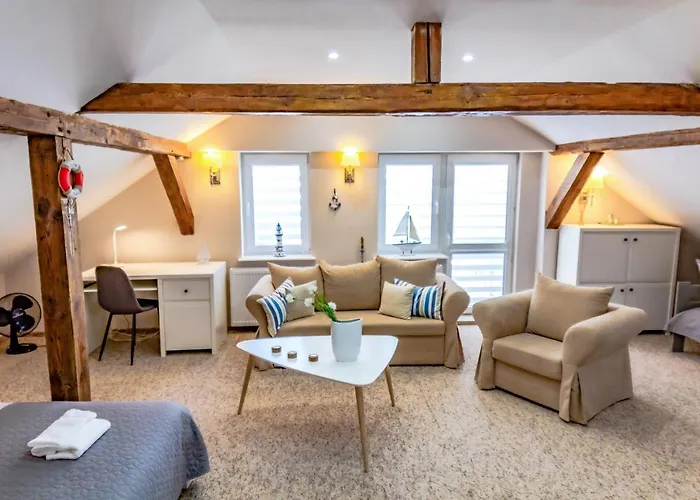 Prázdninový areál Skarbek Ilawa, I *